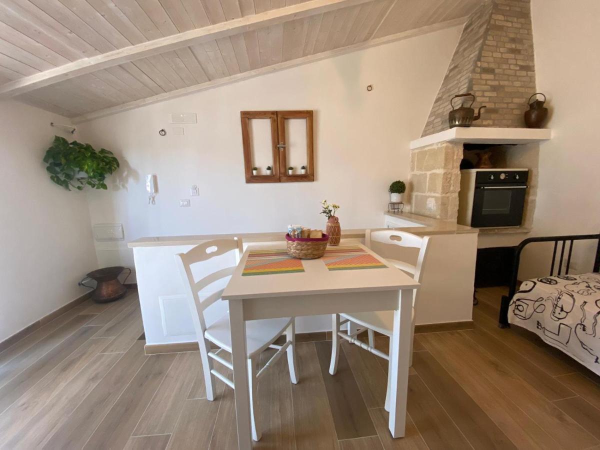 Racconti Di Pietra Bed & Breakfast Conversano Exterior foto